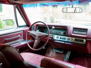 Bild 187/200 von Cadillac Coupe DeVille (1968)