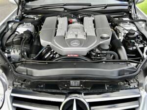 Imagen 31/50 de Mercedes-Benz SL 55 AMG (2006)