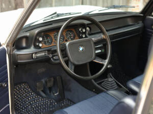 Image 18/56 of BMW 2002 tii (1975)