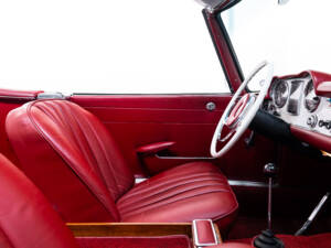 Image 17/29 de Mercedes-Benz 230 SL (1964)