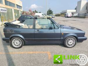 Image 9/10 of Volkswagen Golf Mk I Convertible 1.6 (1990)