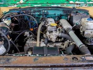 Image 24/50 of Land Rover 90 (1984)