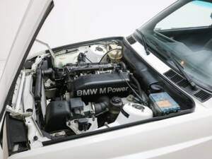 Bild 13/21 von BMW M3 (1990)