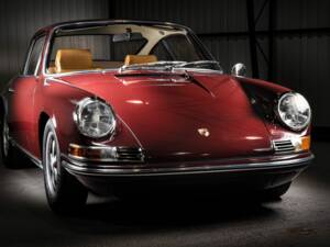 Imagen 2/27 de Porsche 911 2.2 S (1970)