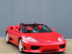 Image 13/57 of Ferrari 360 Spider (2001)