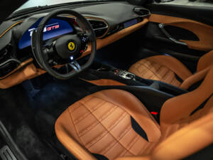 Image 40/64 of Ferrari 296 GTB (2023)