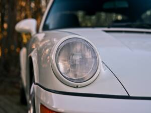 Image 6/52 of Porsche 911 Carrera RS &quot;America&quot; (1992)