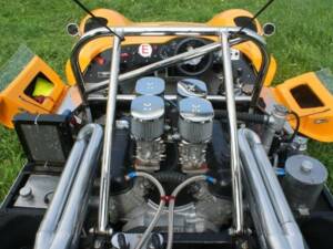 Bild 4/5 von McLaren M1C (2010)