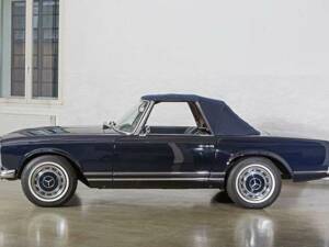 Image 3/20 of Mercedes-Benz 280 SL (1969)