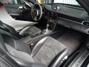 Bild 24/29 von Porsche 911 Carrera GTS (2011)