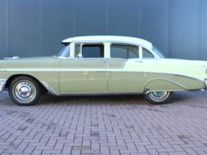 Image 2/5 of Chevrolet Bel Air Sedan (1956)