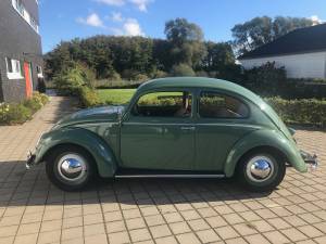 Image 2/38 of Volkswagen Beetle 1100 Export (Brezel) (1951)