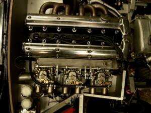 Image 37/50 of Jaguar XK-SS (1967)
