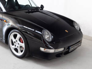 Afbeelding 26/32 van Porsche 911 Carrera 4S (1996)