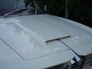 Image 12/32 of Alfa Romeo 2600 Sprint (1963)