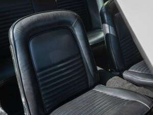 Image 34/36 of Ford Mustang 289 (1967)