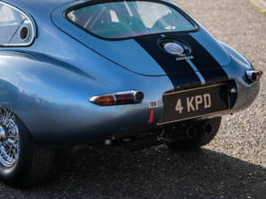 Imagen 9/50 de Jaguar E-Type 3.8 (1961)