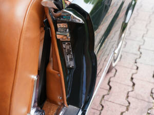Image 9/50 of Mercedes-Benz 280 SE 3,5 (1971)