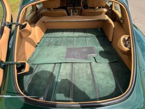 Afbeelding 12/17 van Jaguar E-Type V12 (2+2) (1973)