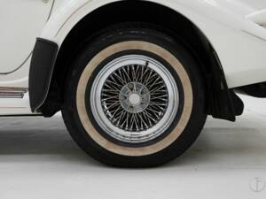 Image 2/15 of Excalibur Roadster IV (1983)