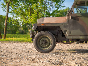 Afbeelding 22/50 van Land Rover 88 Lightweight (1981)