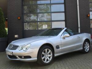 Afbeelding 7/7 van Mercedes-Benz SL 500 (2001)