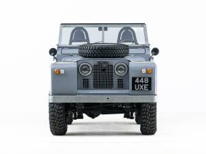 Image 11/57 of Land Rover 88 (1961)