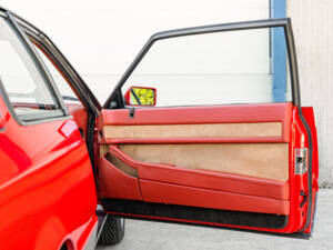 Bild 35/71 von Maserati Biturbo Si (1987)