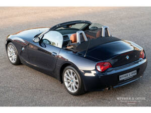 Immagine 3/37 di BMW Z4 2.0i (2006)