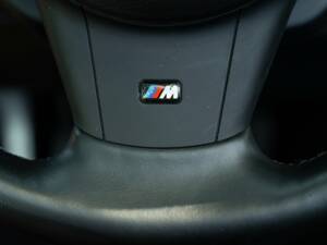 Image 41/50 of BMW M6 (2007)