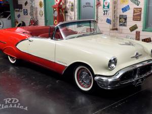 Bild 5/50 von Oldsmobile 98 Starfire (1956)