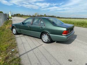 Imagen 22/22 de Mercedes-Benz 500 SE (1991)