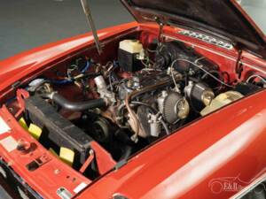 Afbeelding 3/19 van MG MGB (1978)