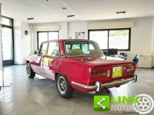 Imagen 7/10 de Alfa Romeo 2000 Berlina (1973)