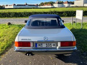 Bild 89/99 von Mercedes-Benz 280 SL (1984)