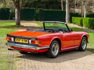 Afbeelding 19/50 van Triumph TR 6 (1974)