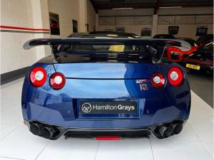 Image 25/50 of Nissan GT-R (2011)