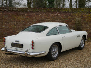 Bild 2/50 von Aston Martin DB 4 (1961)