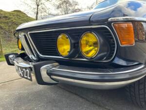 Image 11/42 of BMW 3,3 L (1974)