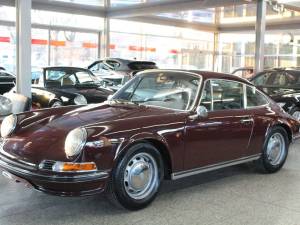 Immagine 8/20 di Porsche 911 2.2 T (1970)