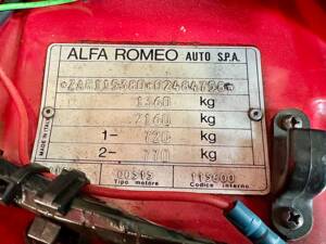 Afbeelding 17/20 van Alfa Romeo 2.0 Spider (1988)