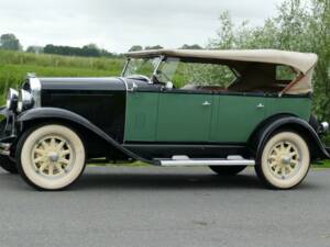 Image 11/17 of Buick Model 55 (1931)