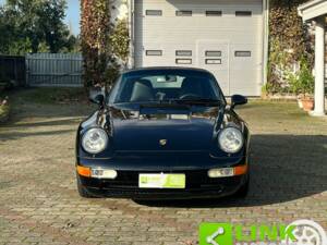 Image 2/10 of Porsche 911 Carrera (1996)