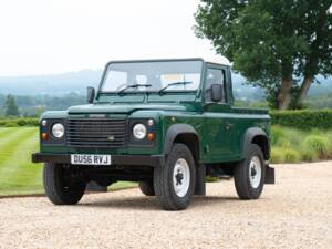 Bild 1/50 von Land Rover Defender 90 Td5 (2006)