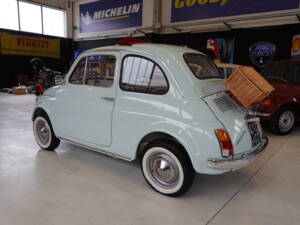 Image 7/46 of FIAT 500 F (1966)