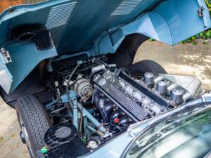 Bild 17/50 von Jaguar E-Type (2+2) (1969)