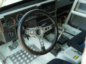 Bild 40/50 von Alfa Romeo 75 3.0 V6 (1988)