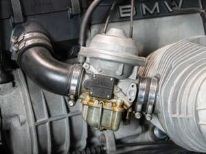 Bild 36/50 von BMW DUMMY (1992)