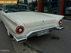 Image 5/6 of Ford Thunderbird (1957)