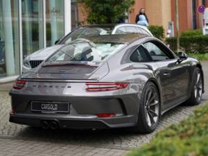 Bild 4/13 von Porsche 911 GT3 Touring (2018)